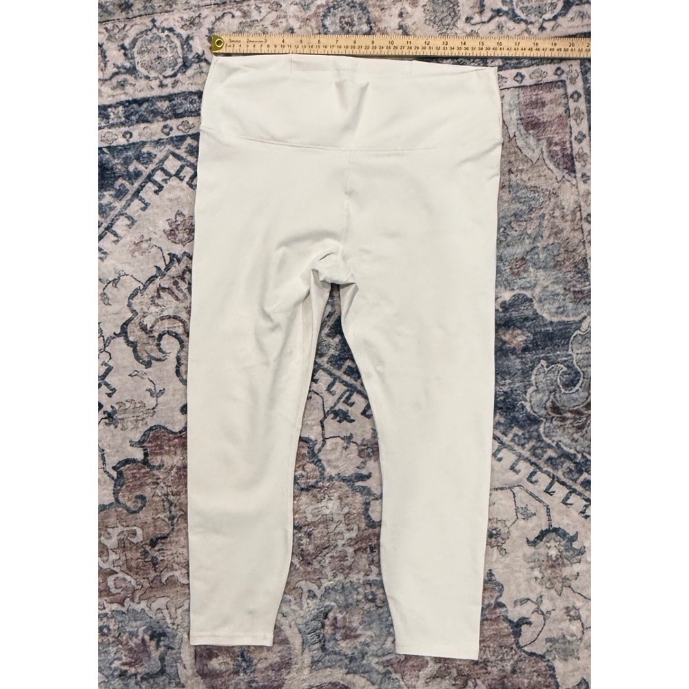 Fabletics Boost PowerHold High Waisted 7/8 Leggings & Sports Bra Set XL & XXL - Picture 5 of 7